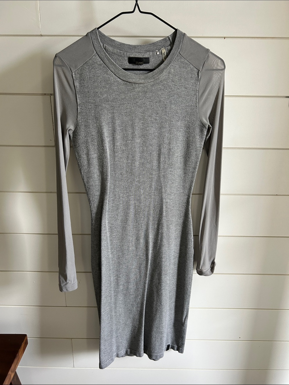 RUDSAK Grey Long Sleeve Knit Shift Dress